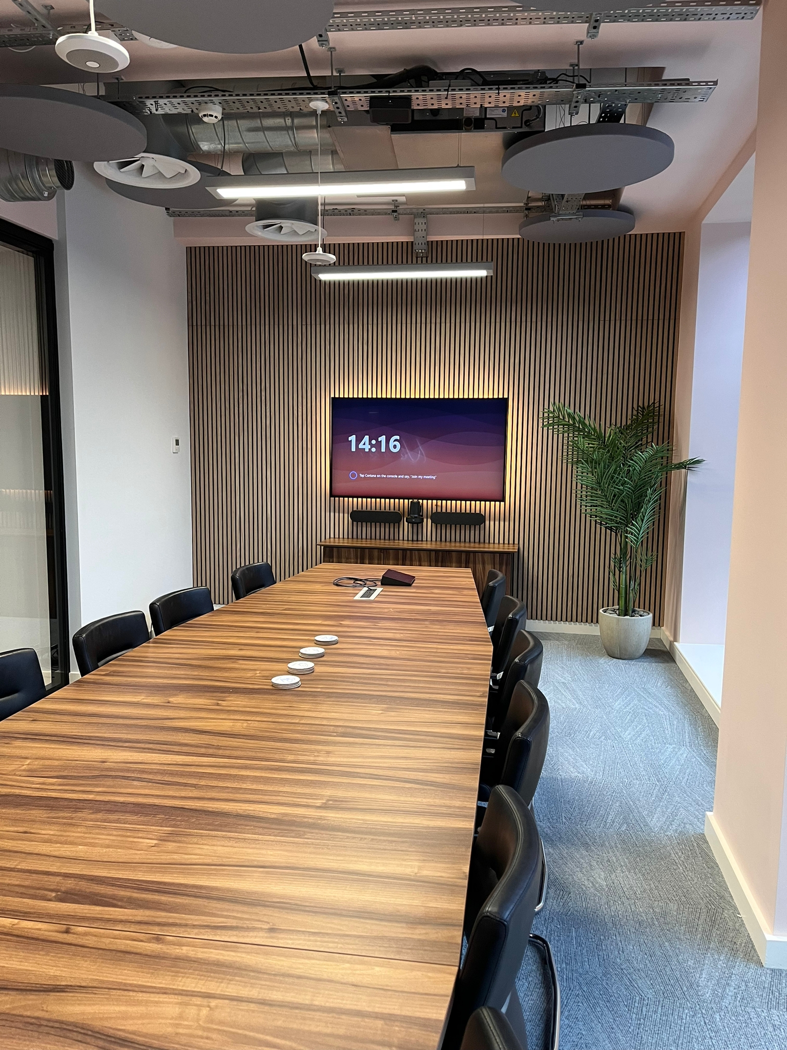 Large boardroom Microsoft Teams Room installation by Runtech Group, London and UK, Video conferencing installation