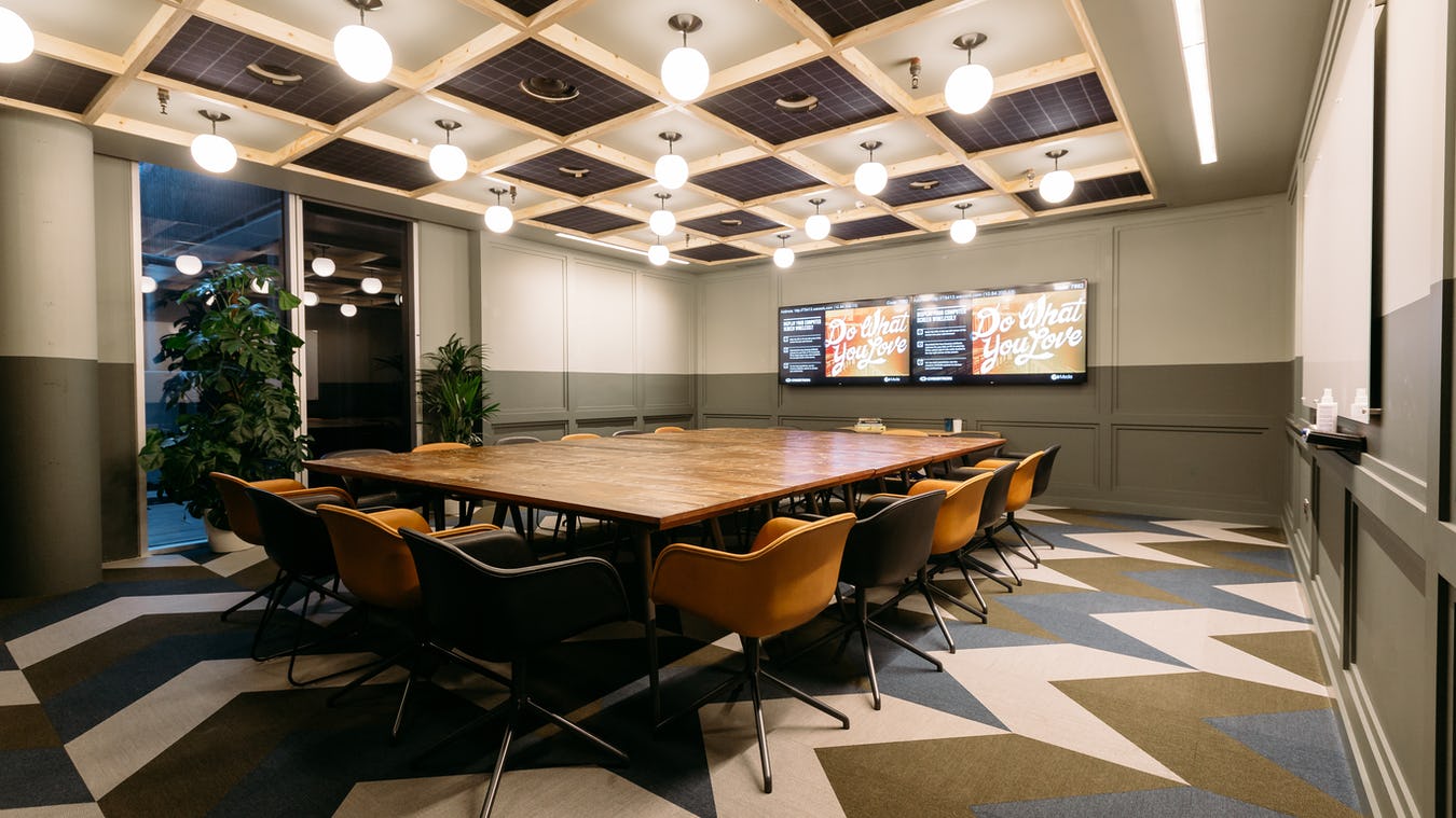 WeWork - Office upgraded with new technology - Runtech